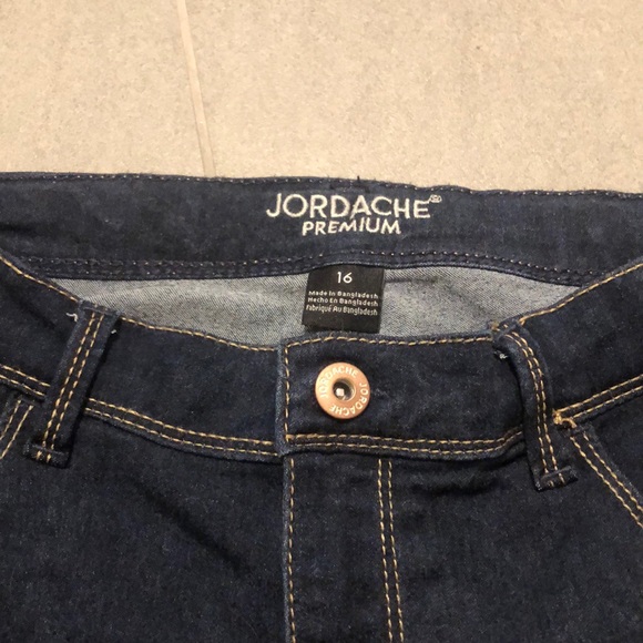 ✨ Skinny Jordanche Jeans ✨ - Picture 2 of 2